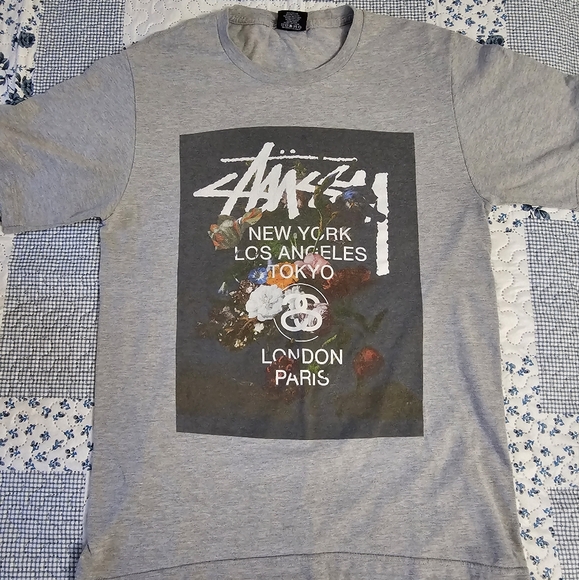 Stussy Flower T-Shirt - Picture 3 of 3